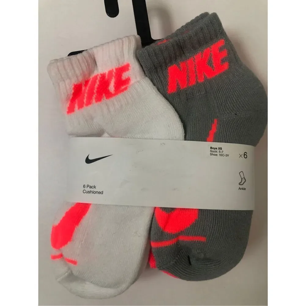 Nike Kids Cushioned Quarter Socks 6-pack size 10C-3Y